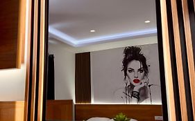 Fori'S Rooms